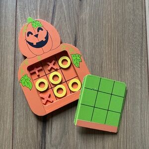 Pumpkin tic tac toe game